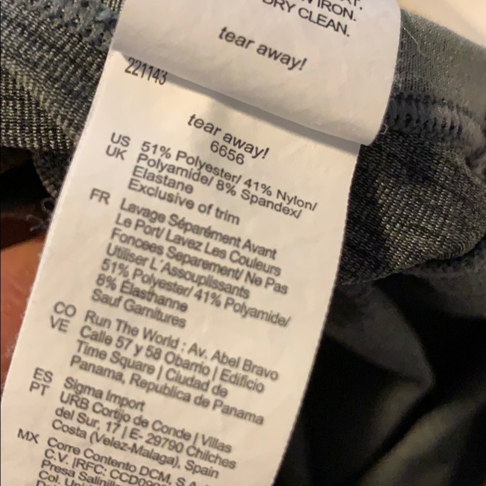 Brooks Lightweight Training Top - image 5